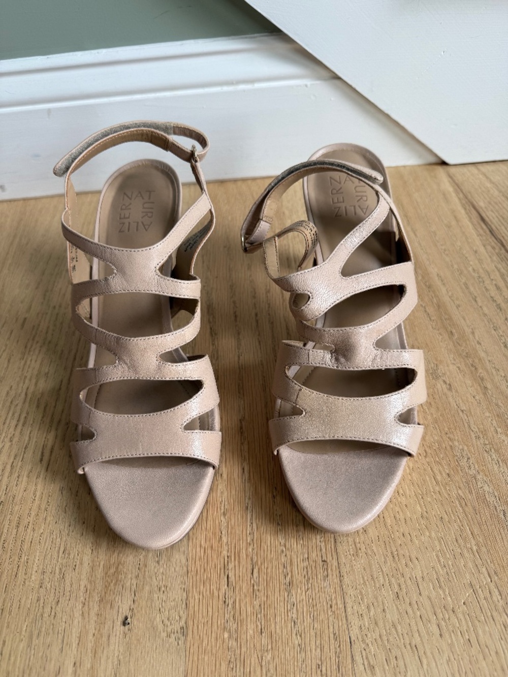 Naturalizer Nude Heels with Adjustable Strap Size 10